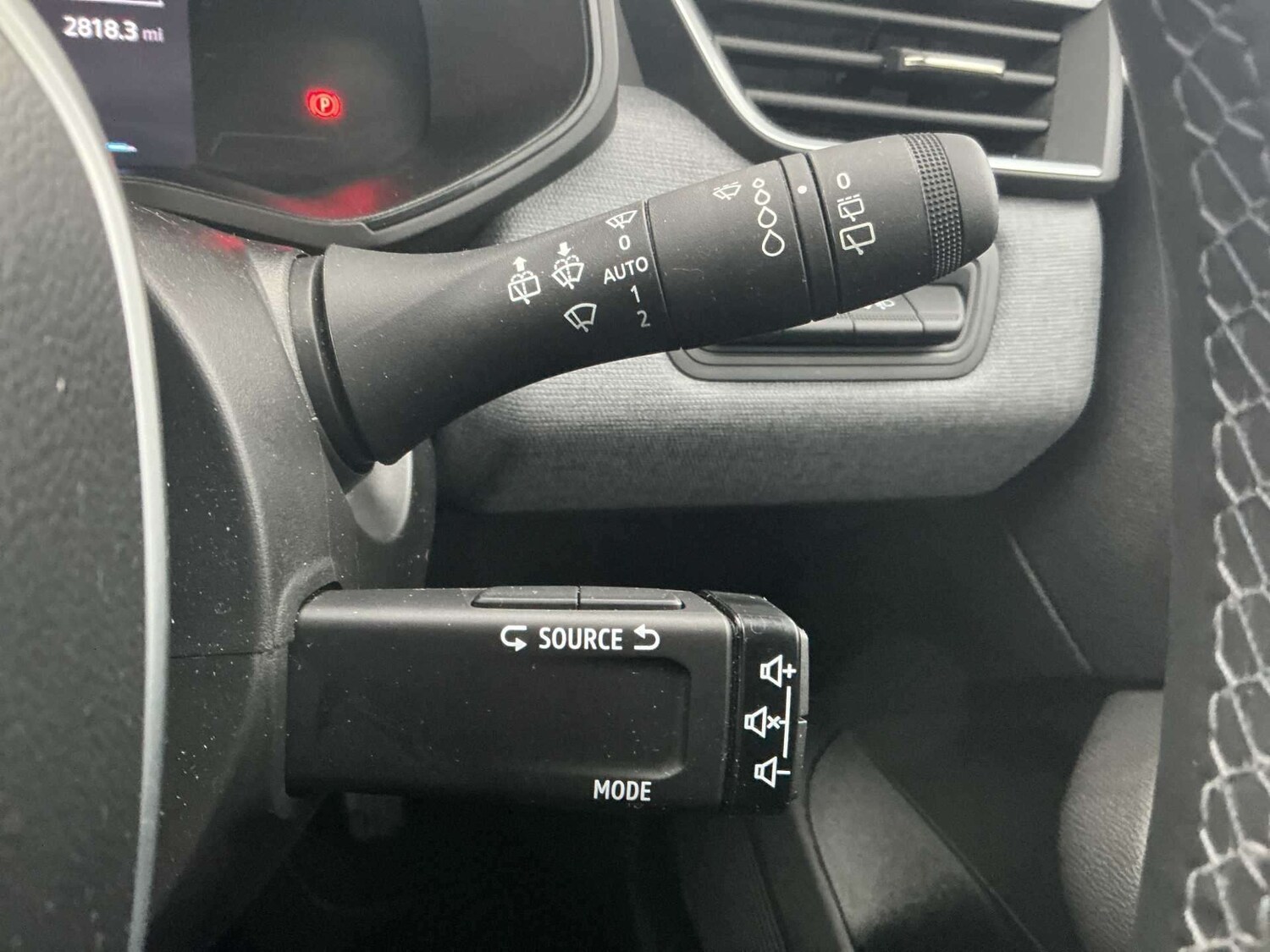 Used Renault Clio 2024 for sale - 77488260: Photo 26