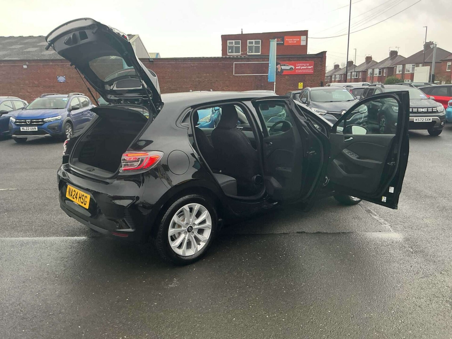 Used Renault Clio 2024 for sale - 77488260: Photo 31