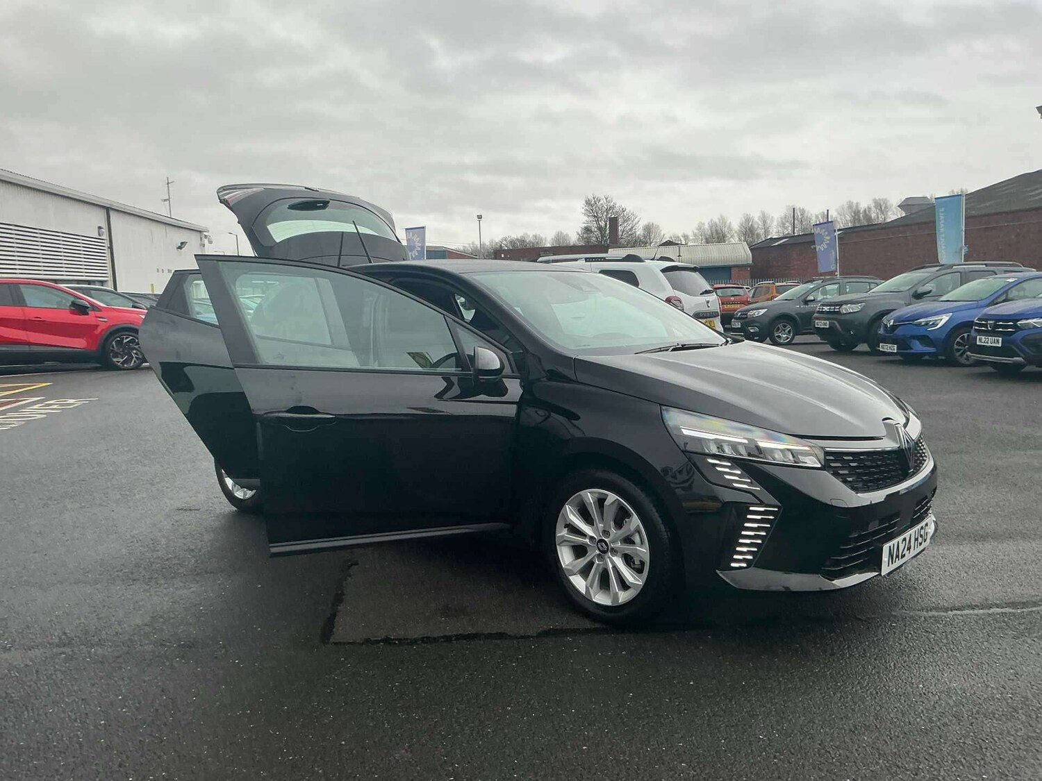 Used Renault Clio 2024 for sale - 77488260: Photo 33