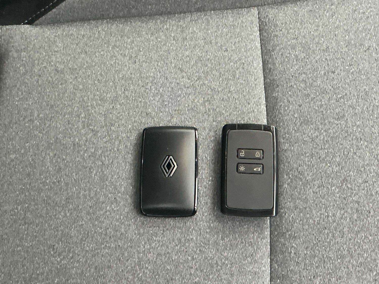 Used Renault Clio 2024 for sale - 77488260: Photo 35