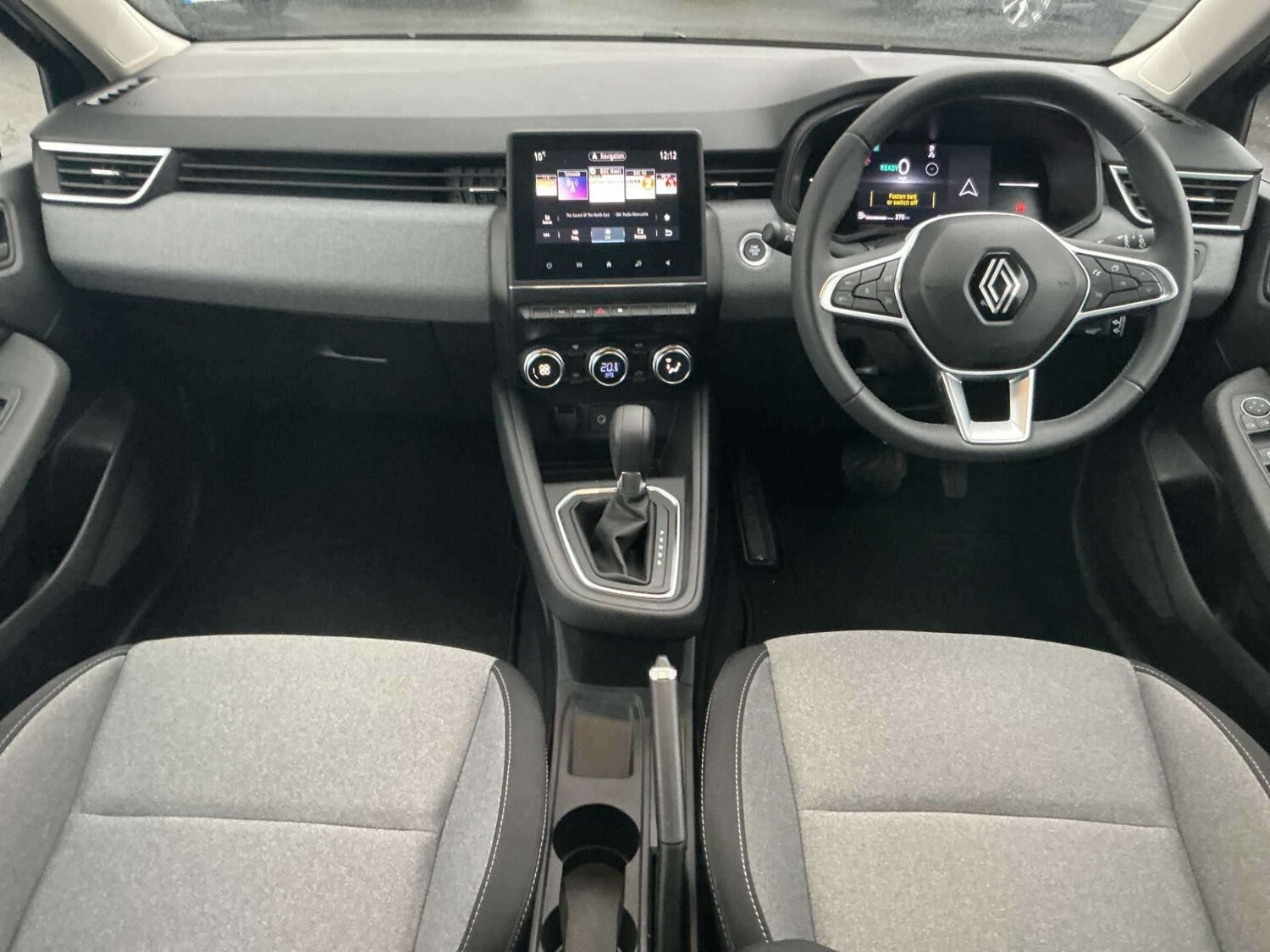 Used Renault Clio 2024 for sale - 77488260: Photo 8