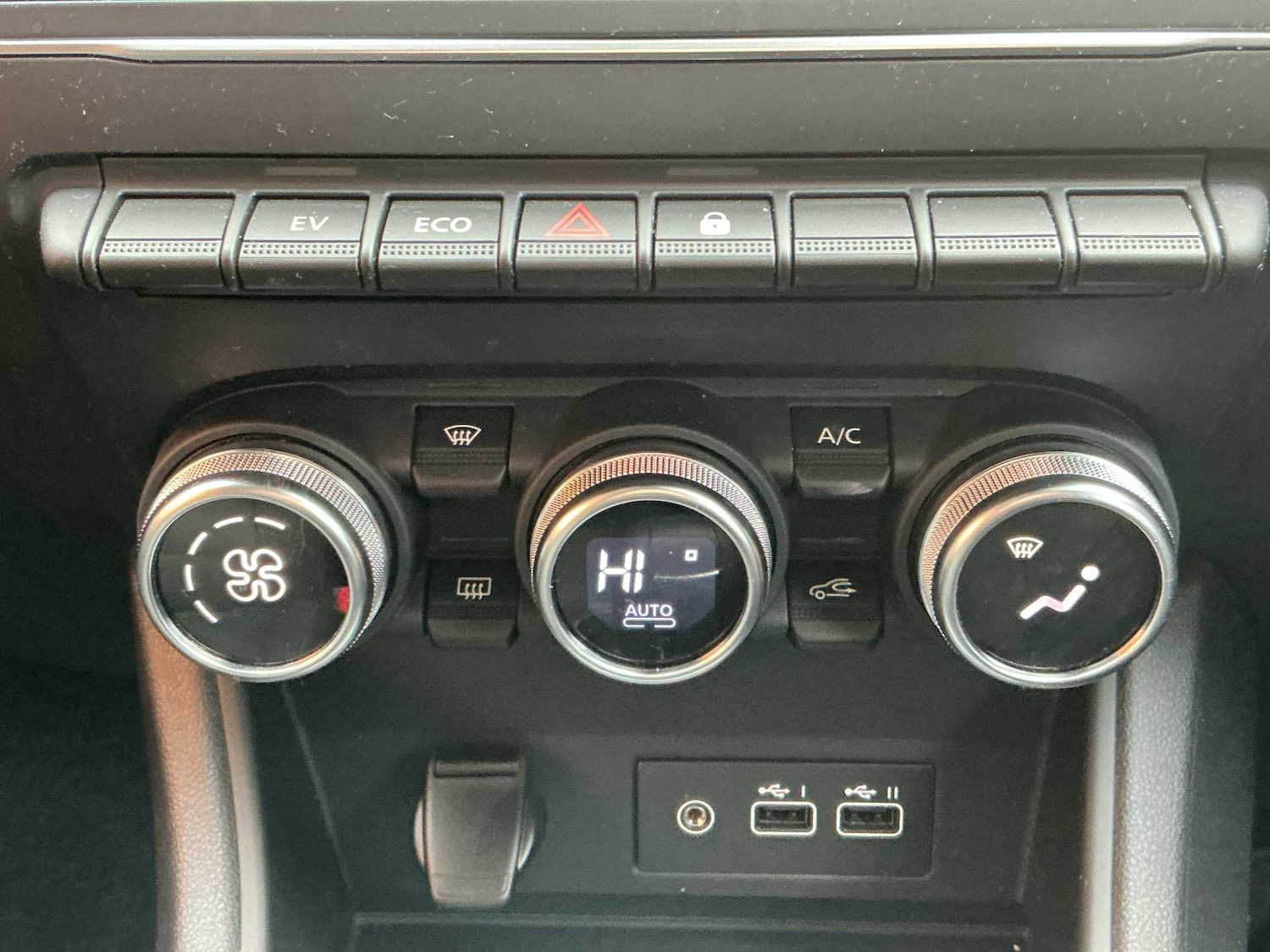 Used Renault Captur 2024 for sale - 78011657: Photo 11