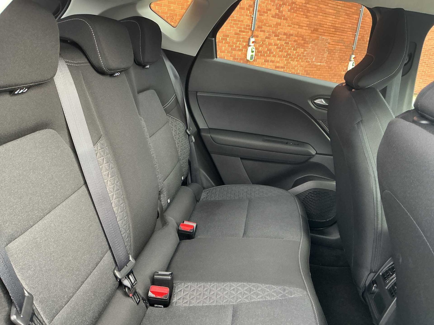 Used Renault Captur 2024 for sale - 78011657: Photo 15