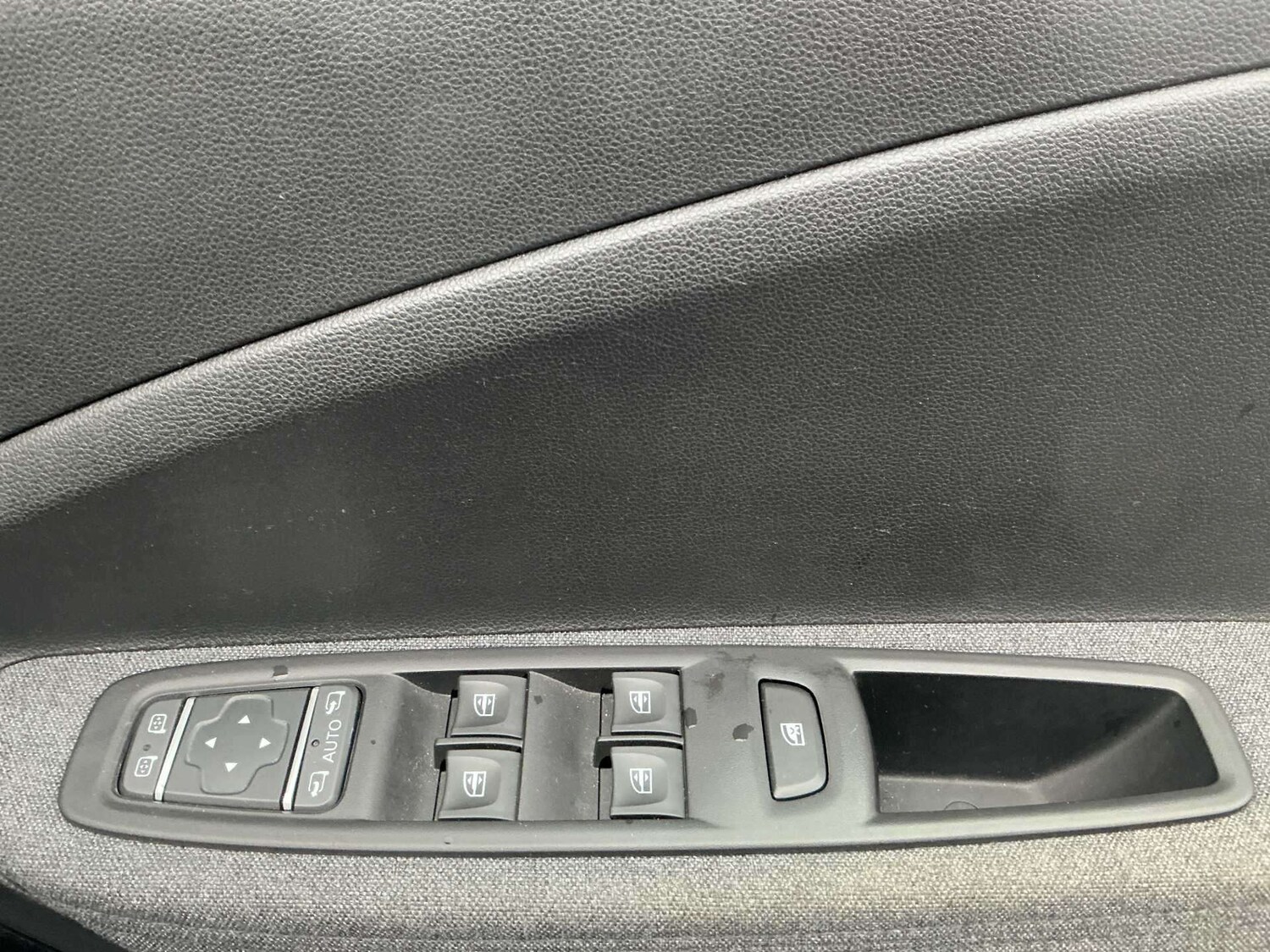 Used Renault Zoe 2021 for sale - 77489194: Photo 20