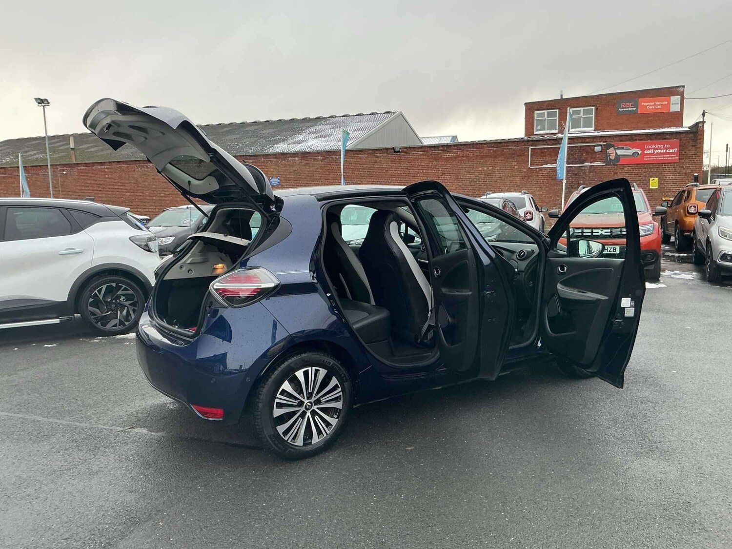 Used Renault Zoe 2021 for sale - 77489194: Photo 31