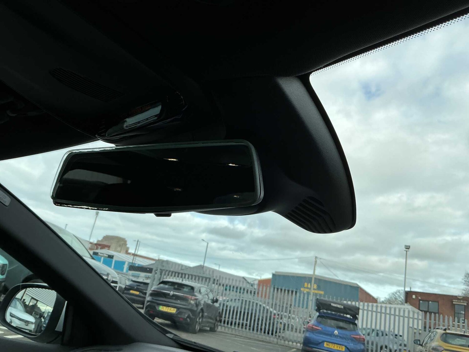 Used Volvo V40 2018 for sale - 78106339: Photo 13