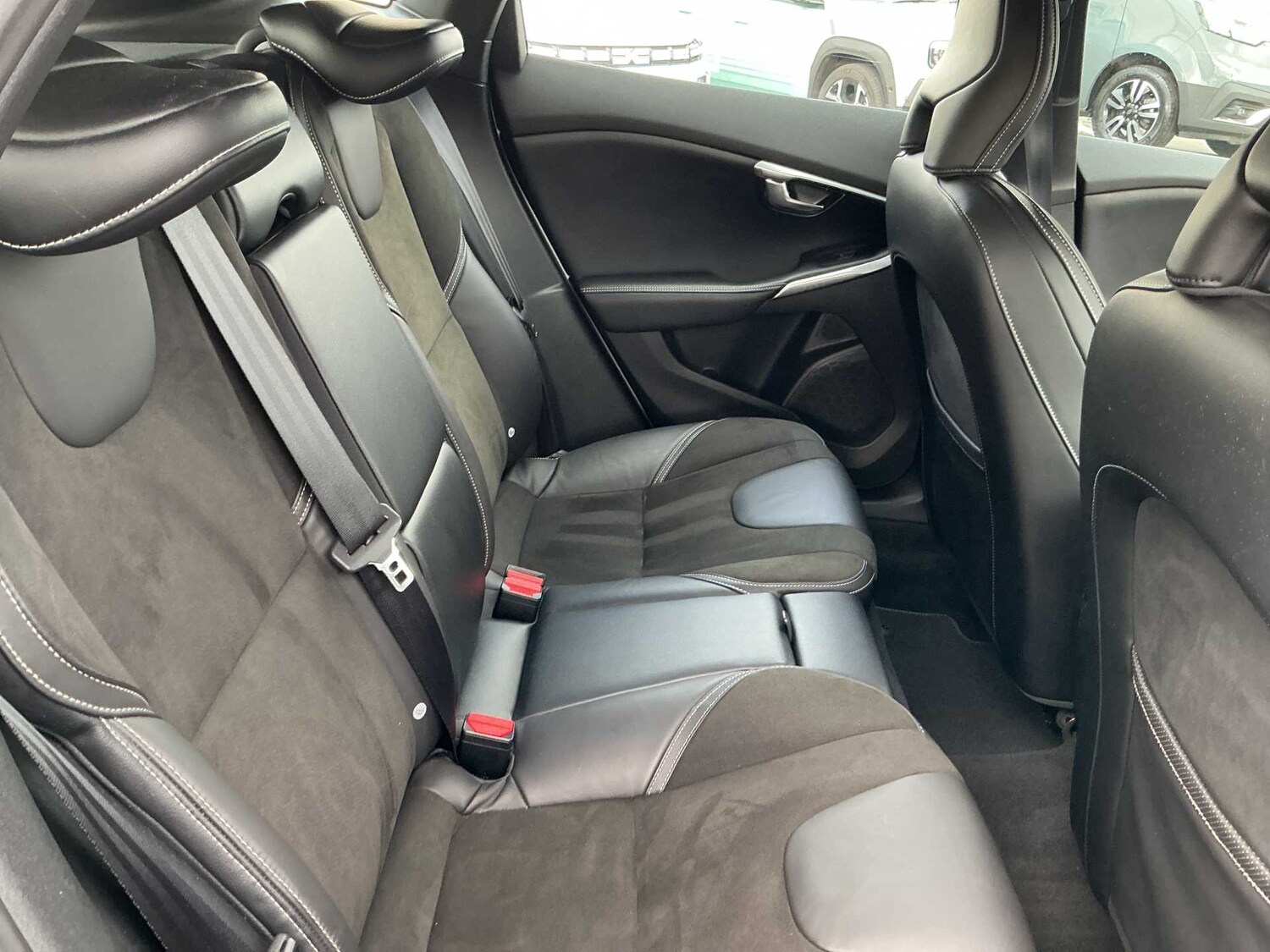 Used Volvo V40 2018 for sale - 78106339: Photo 15