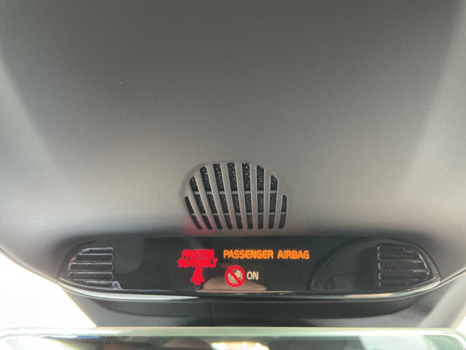 Used Volvo V40 2018 for sale - 78106339: Photo 21