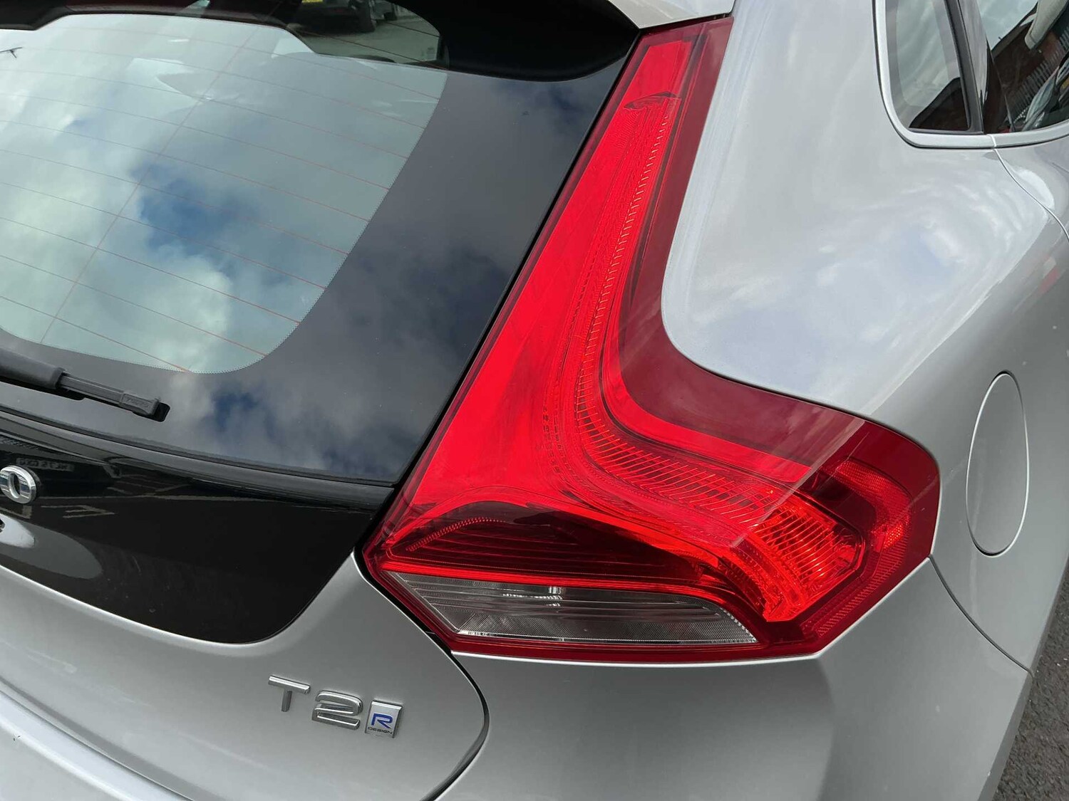 Used Volvo V40 2018 for sale - 78106339: Photo 28