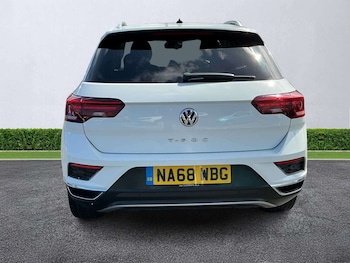 Used Volkswagen T-Roc 2018 for sale - 78571633: Photo