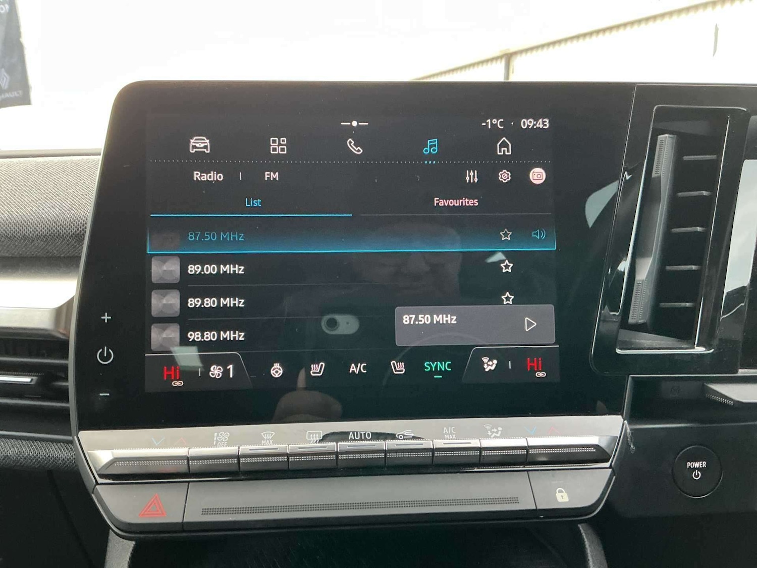 Used Renault Megane E Tech 2023 for sale - 77562614: Photo 10