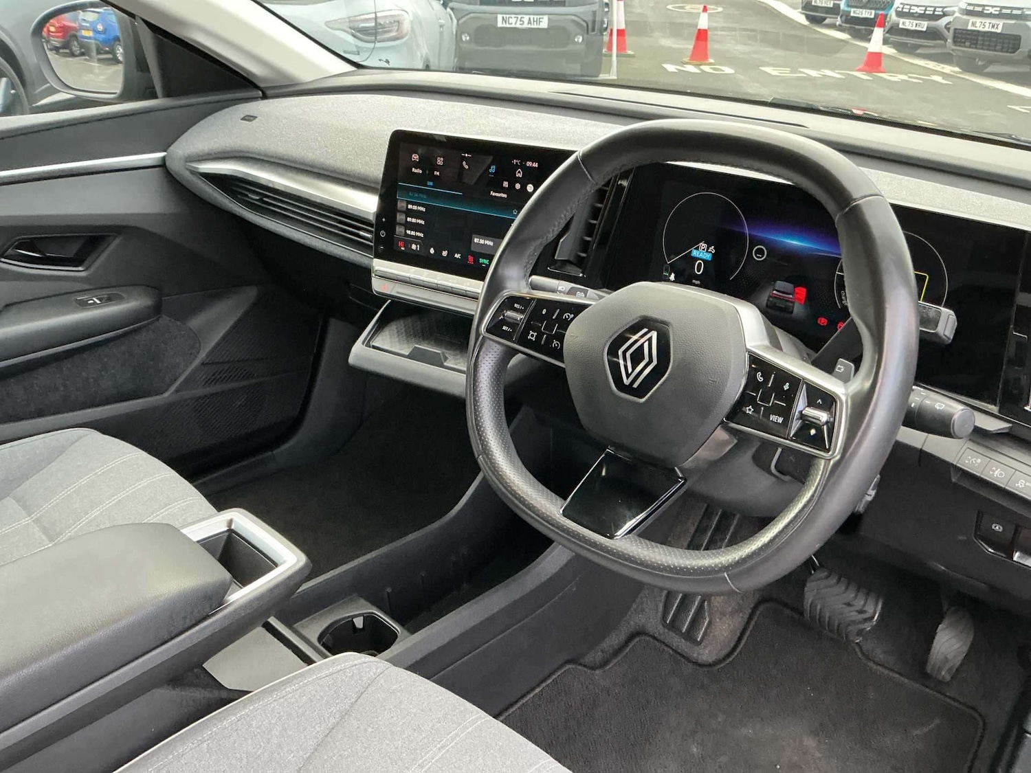 Used Renault Megane E Tech 2023 for sale - 77562614: Photo 14