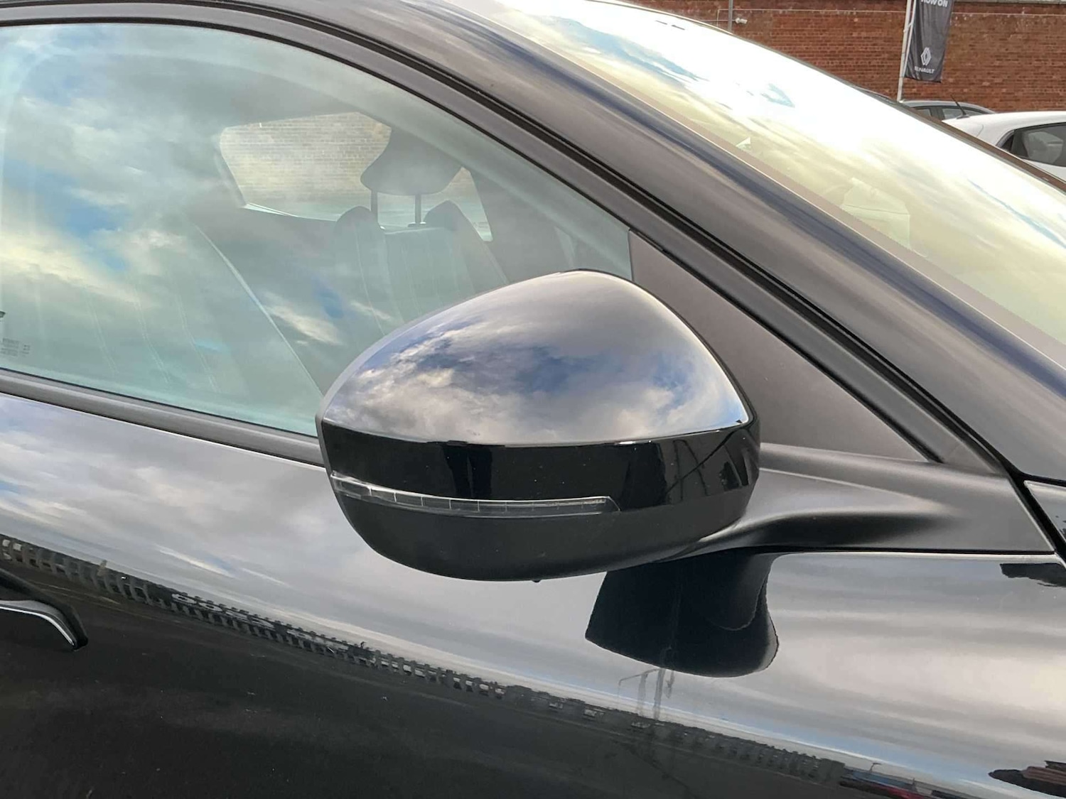 Used Renault Megane E Tech 2023 for sale - 77562614: Photo 30