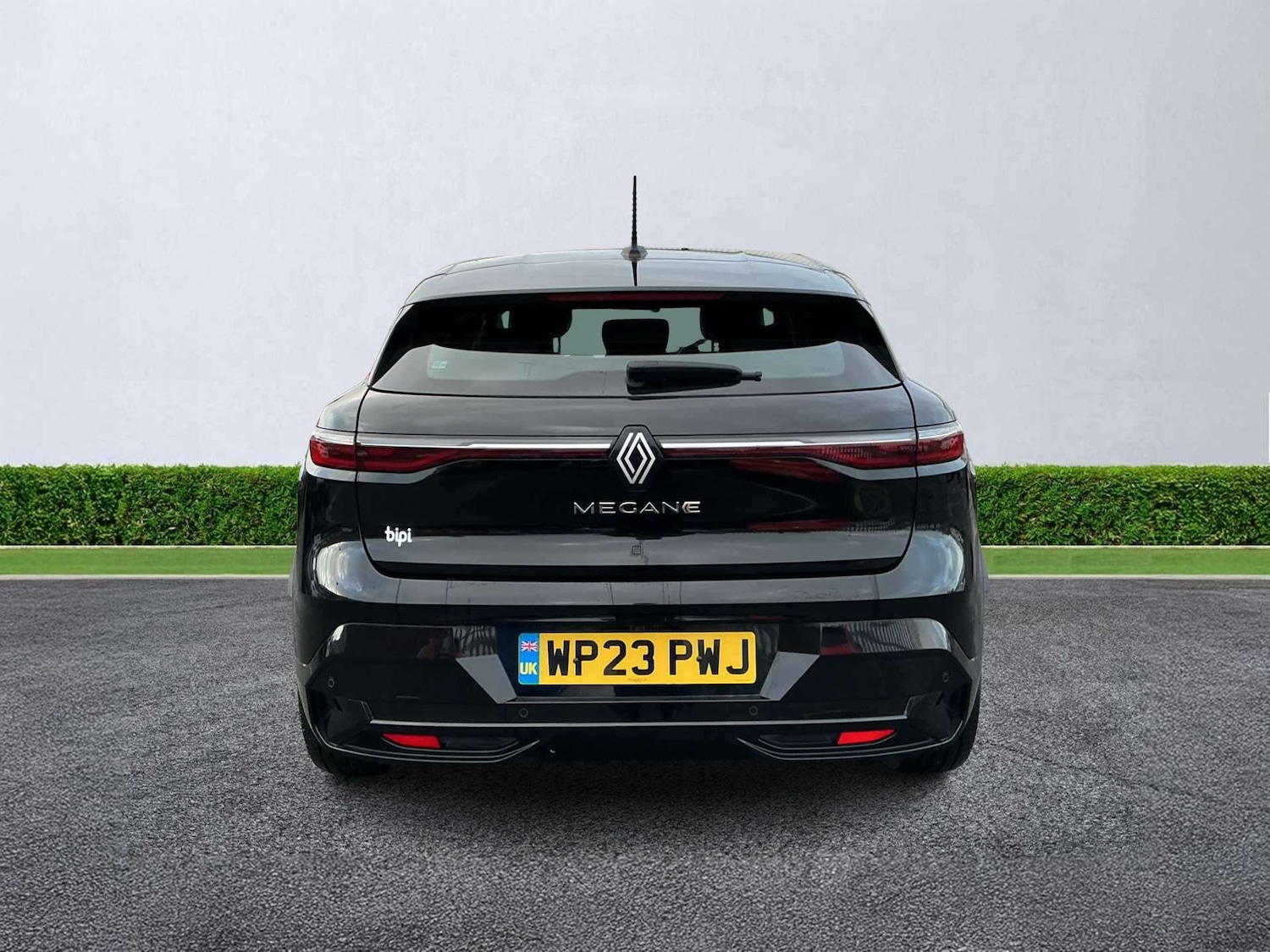 Used Renault Megane E Tech 2023 for sale - 77562614: Photo 4