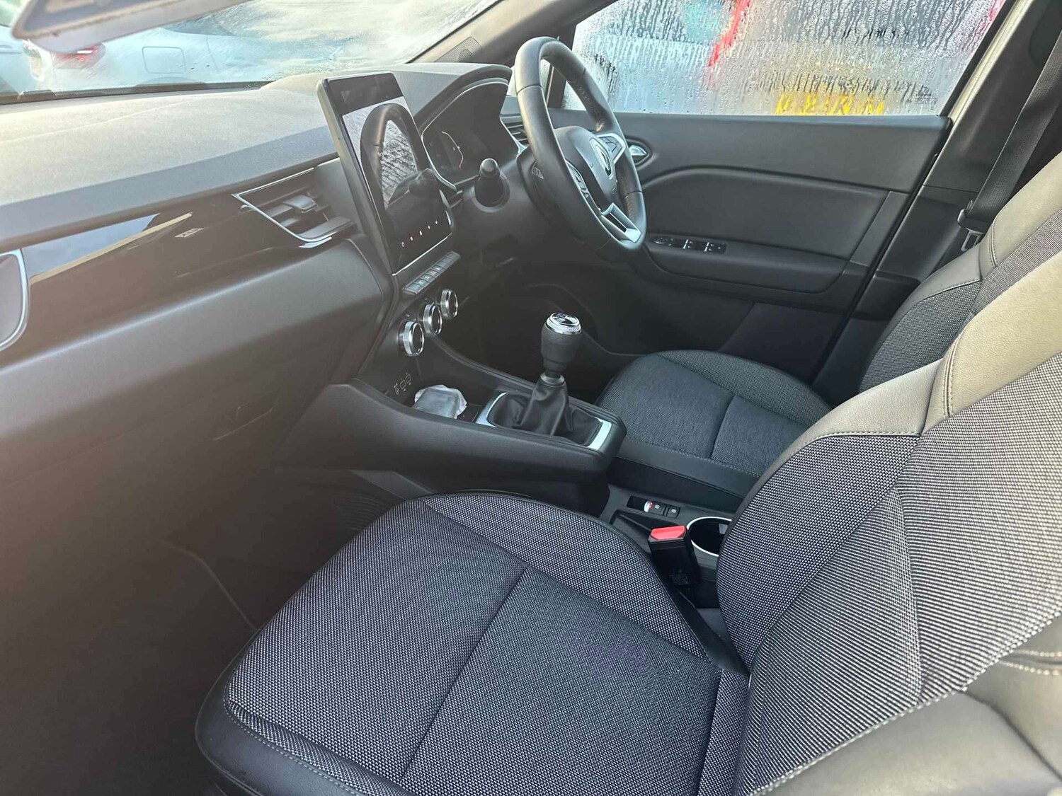 Used Renault Captur 2022 for sale - 77011961: Photo 8