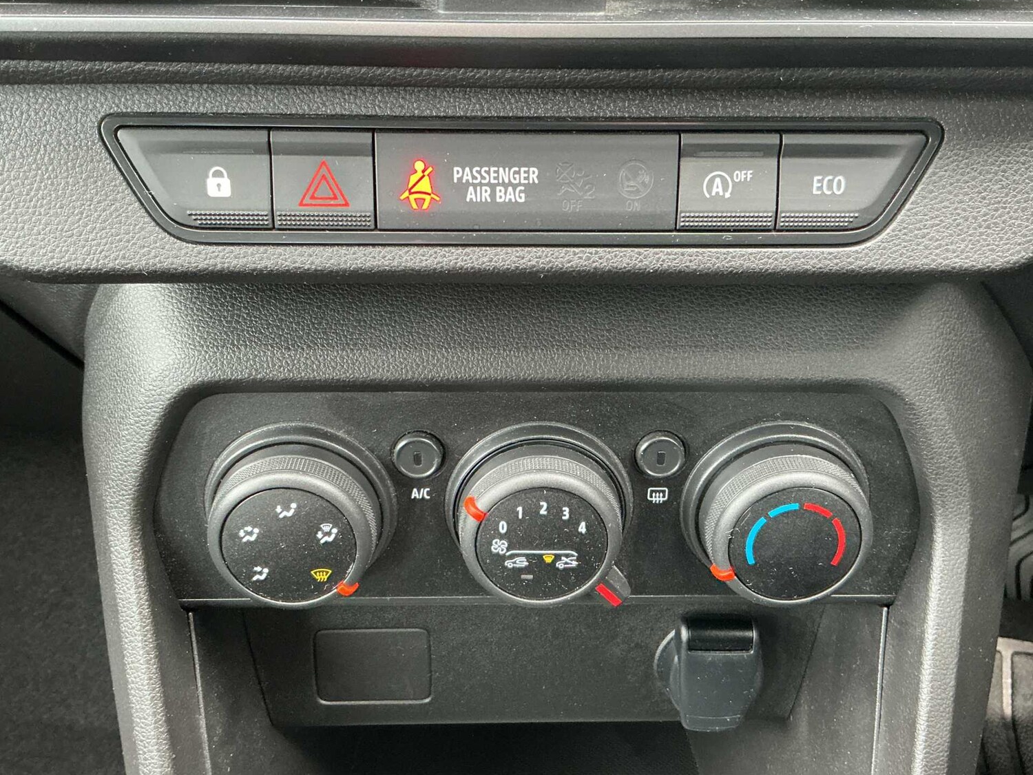 Used Dacia Sandero 2024 for sale - 78191206: Photo 11