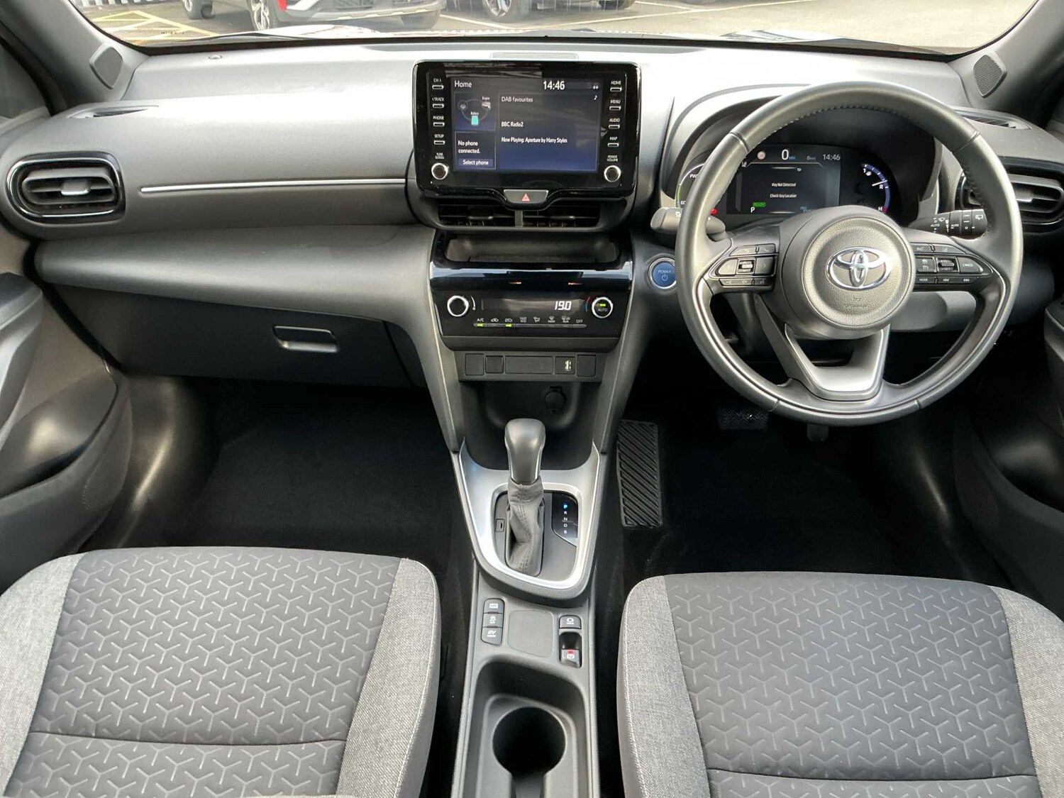 Used Toyota Yaris Cross 2022 for sale - 78139534: Photo 8