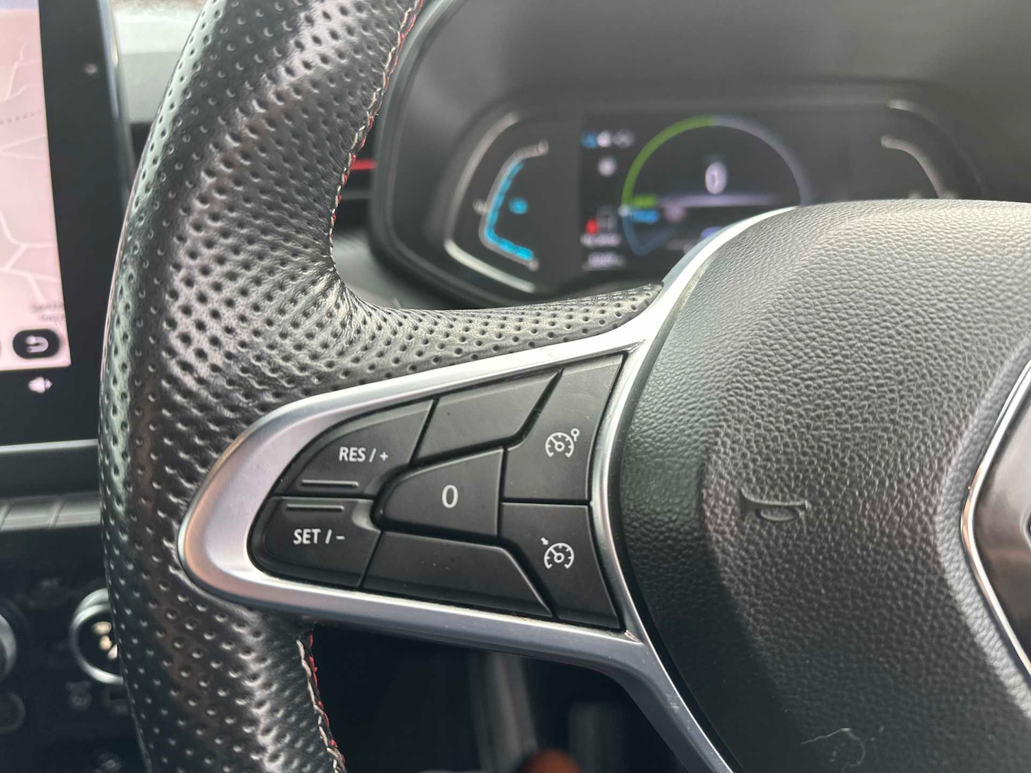 Used Renault Clio 2021 for sale - 76846049: Photo 24