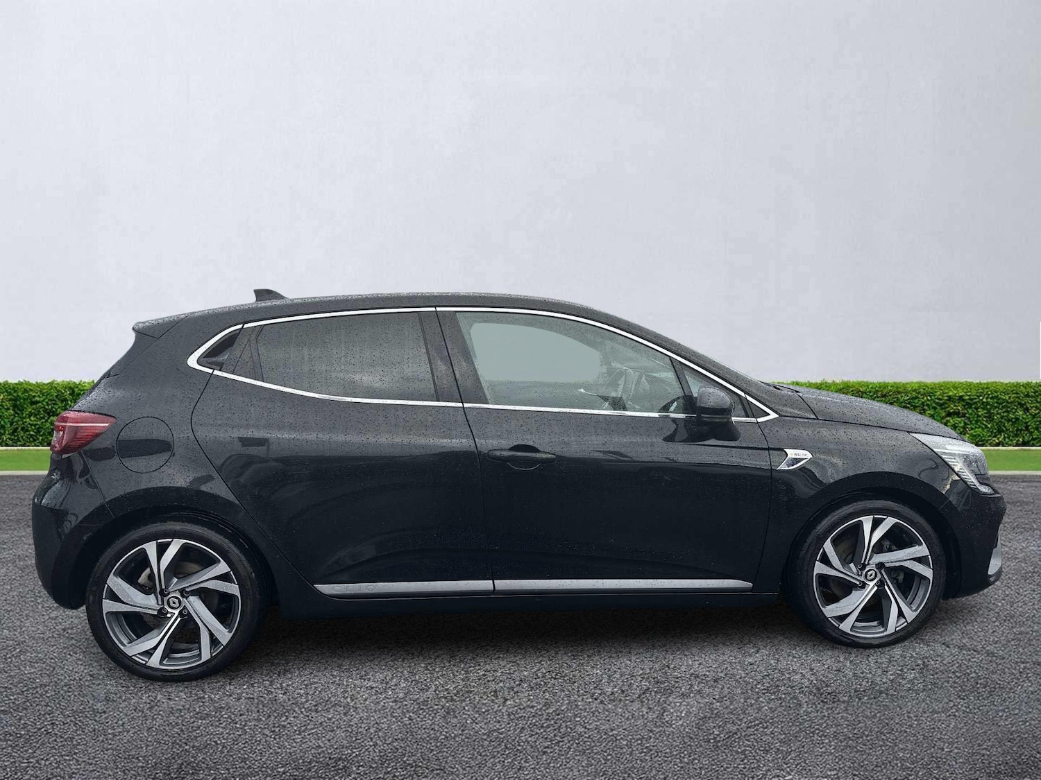 Used Renault Clio 2021 for sale - 76846049: Photo 3