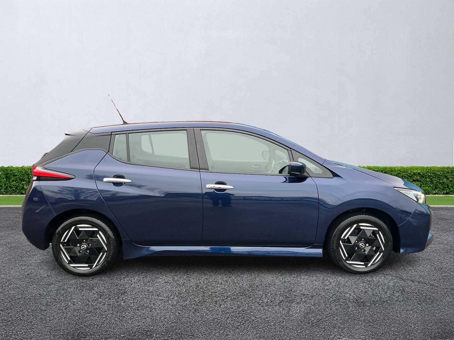Used Nissan Leaf 2022 for sale - 76982906: Photo 3