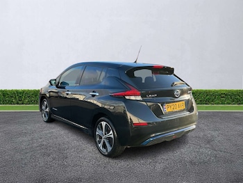 Used Nissan Leaf 2020 for sale - 77603740: Photo