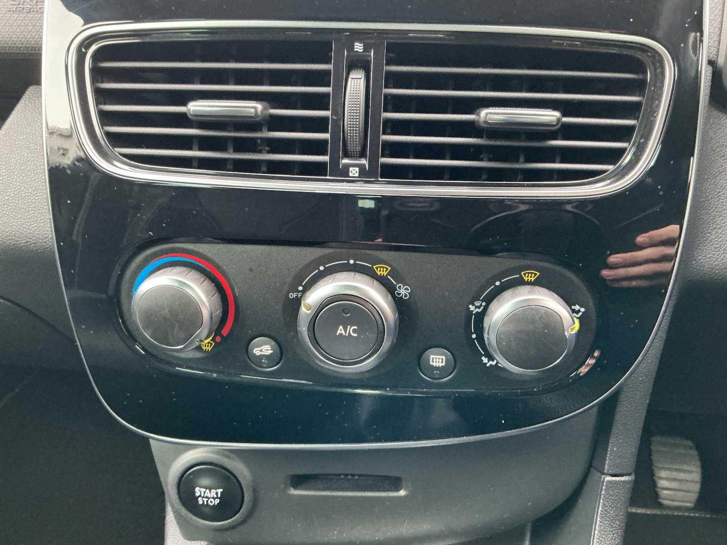 Used Renault Clio 2019 for sale - 78192809: Photo 11