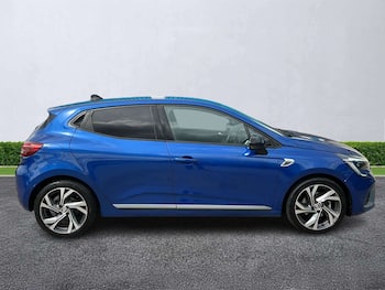 Used Renault Clio 2023 for sale - 79519392: Photo