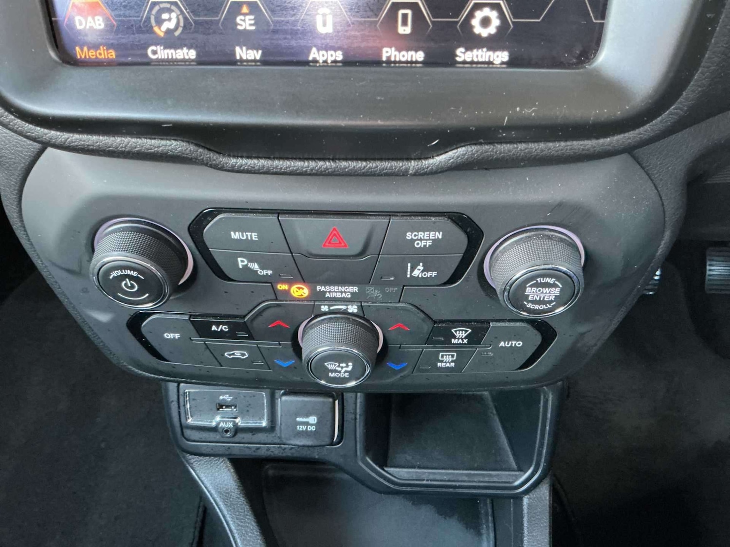 Used Jeep Renegade 2018 for sale - 77012418: Photo 12