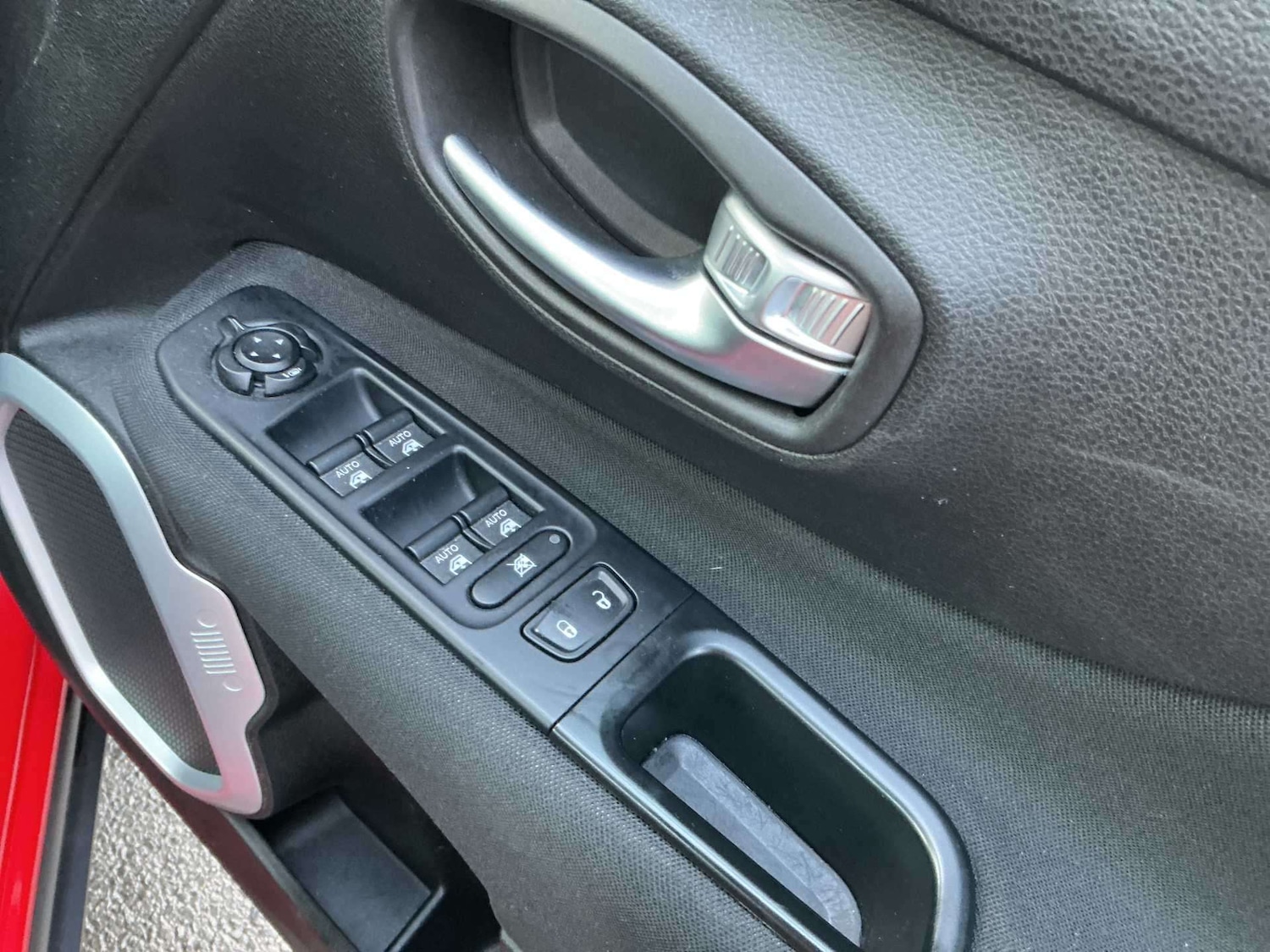 Used Jeep Renegade 2018 for sale - 77012418: Photo 21