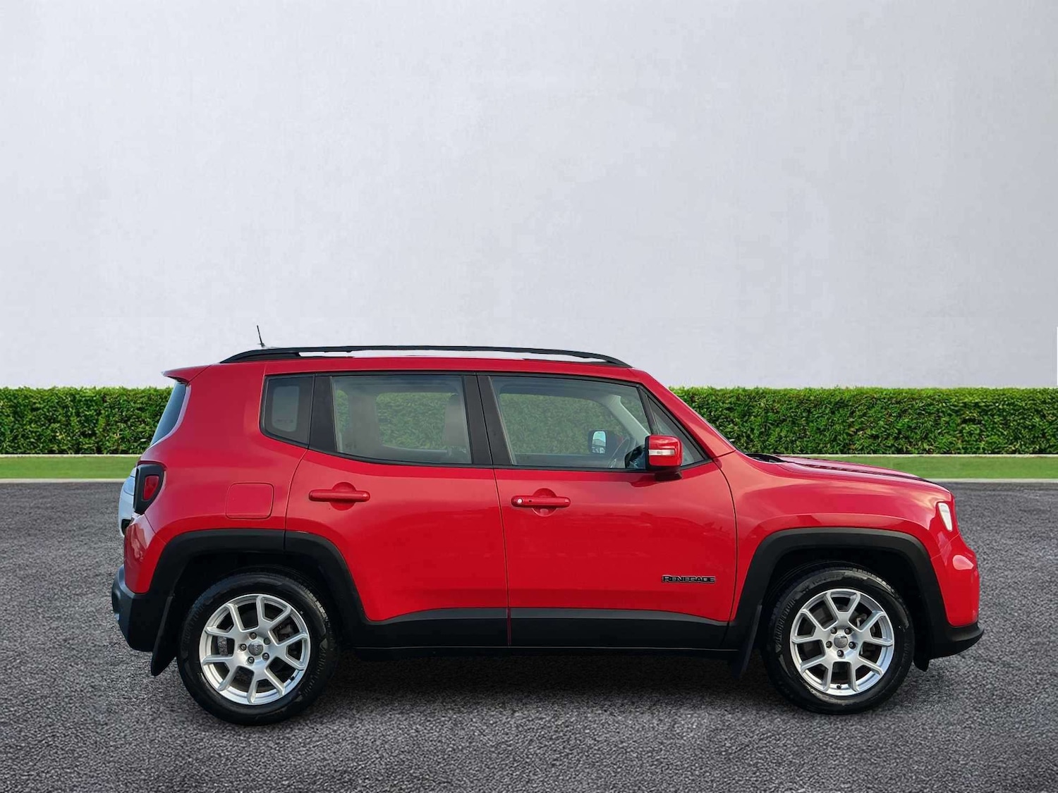 Used Jeep Renegade 2018 for sale - 77012418: Photo 4