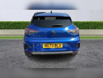 Used Renault Clio 2023 for sale - 75567412: Photo