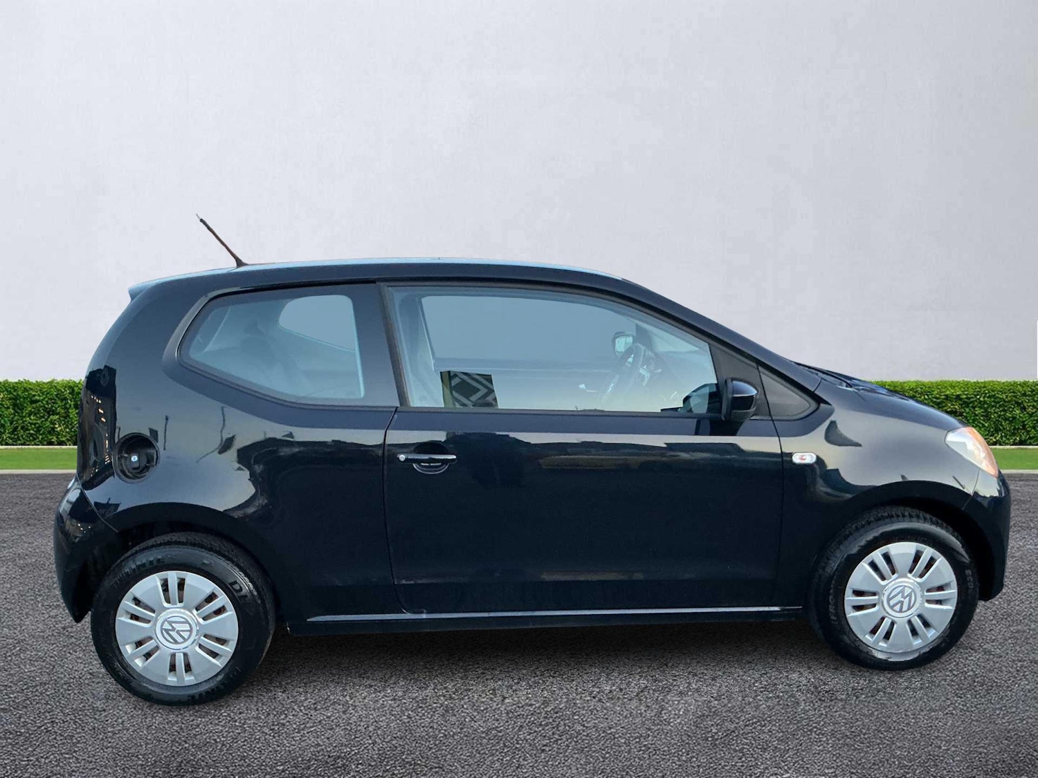 Used Volkswagen up! 2015 for sale - 76864012: Photo 3