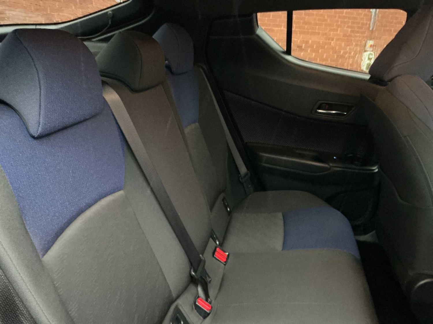 Used Toyota C-HR 2018 for sale - 77797006: Photo 15