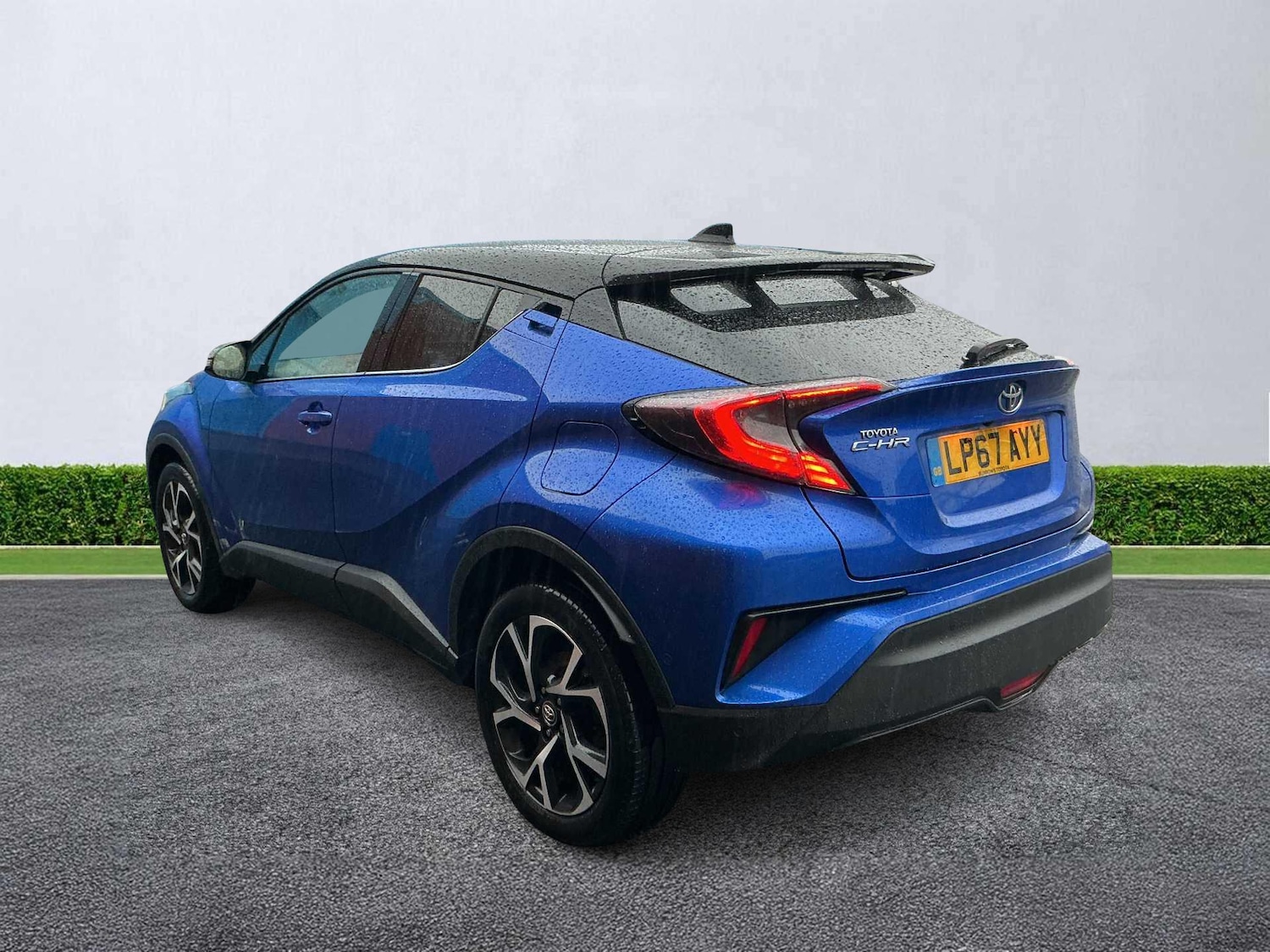 Used Toyota C-HR 2018 for sale - 77797006: Photo 2