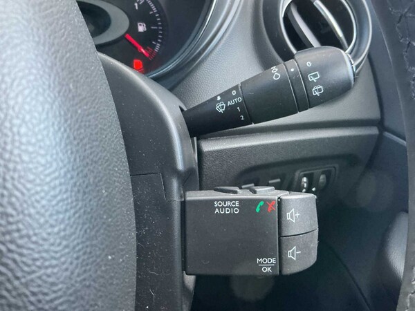 Used Renault Captur 2018 for sale - 76101391: Photo 26