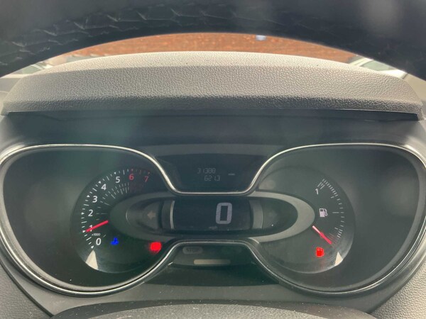 Used Renault Captur 2018 for sale - 76101391: Photo 9