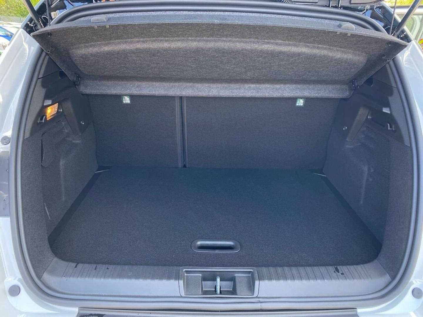 Used Renault Captur 2025 for sale - 76565500: Photo 17