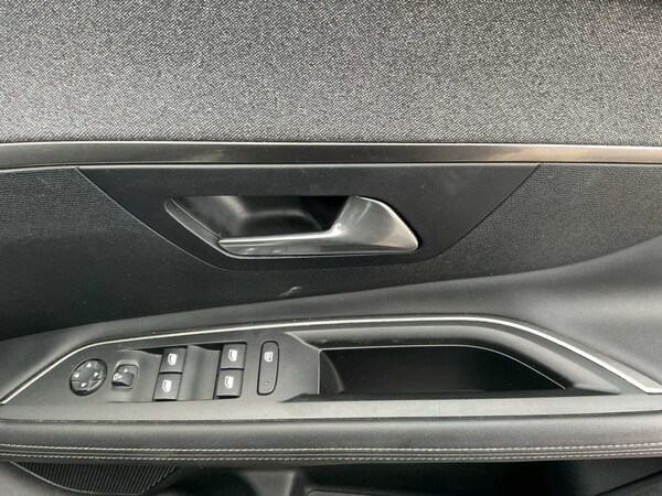 Used Peugeot 3008 2019 for sale - 76273497: Photo 20