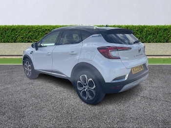 Used Renault Captur 2022 for sale - 75745439: Photo