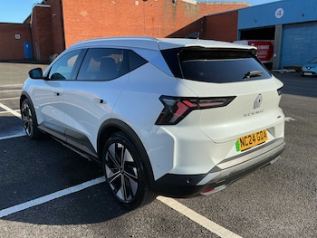 Used Renault Scenic E-Tech 2024 for sale - 78011646: Photo