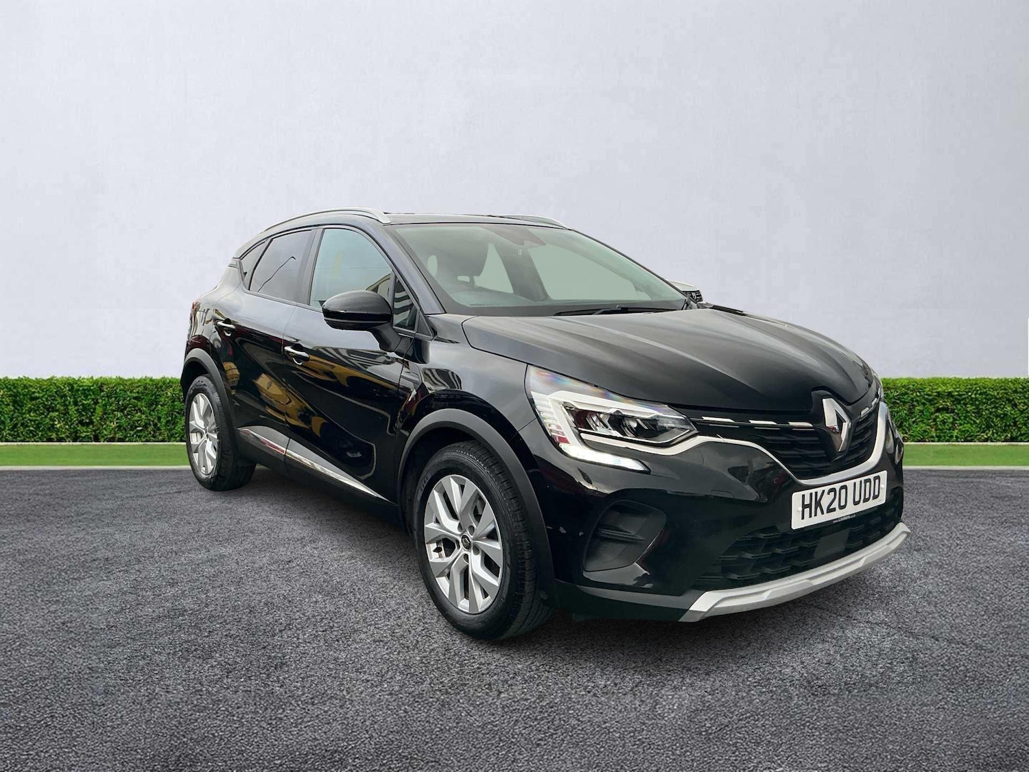 Used Renault Captur 2020 for sale - 76455241: Photo 1
