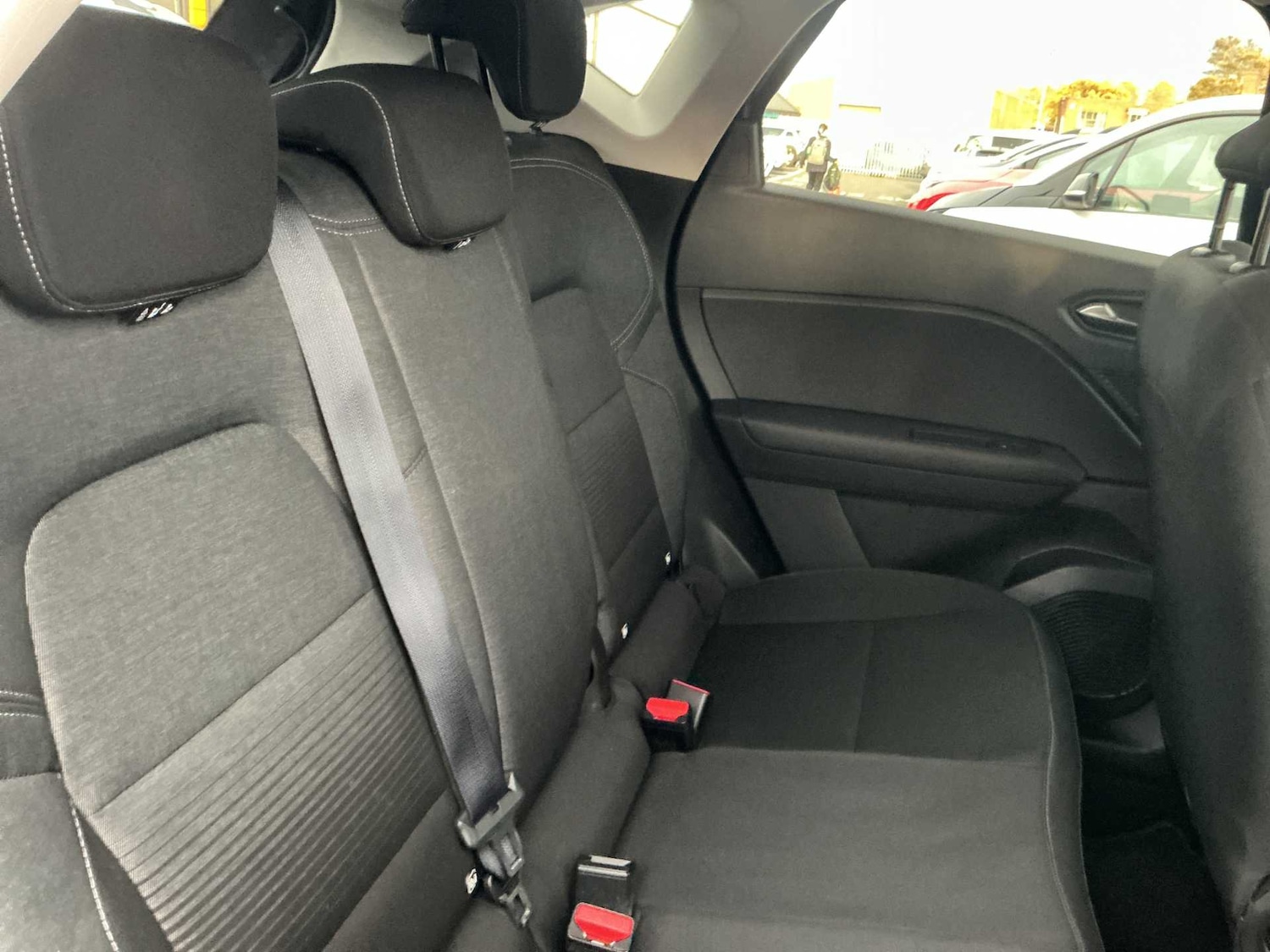 Used Renault Captur 2020 for sale - 76455241: Photo 15