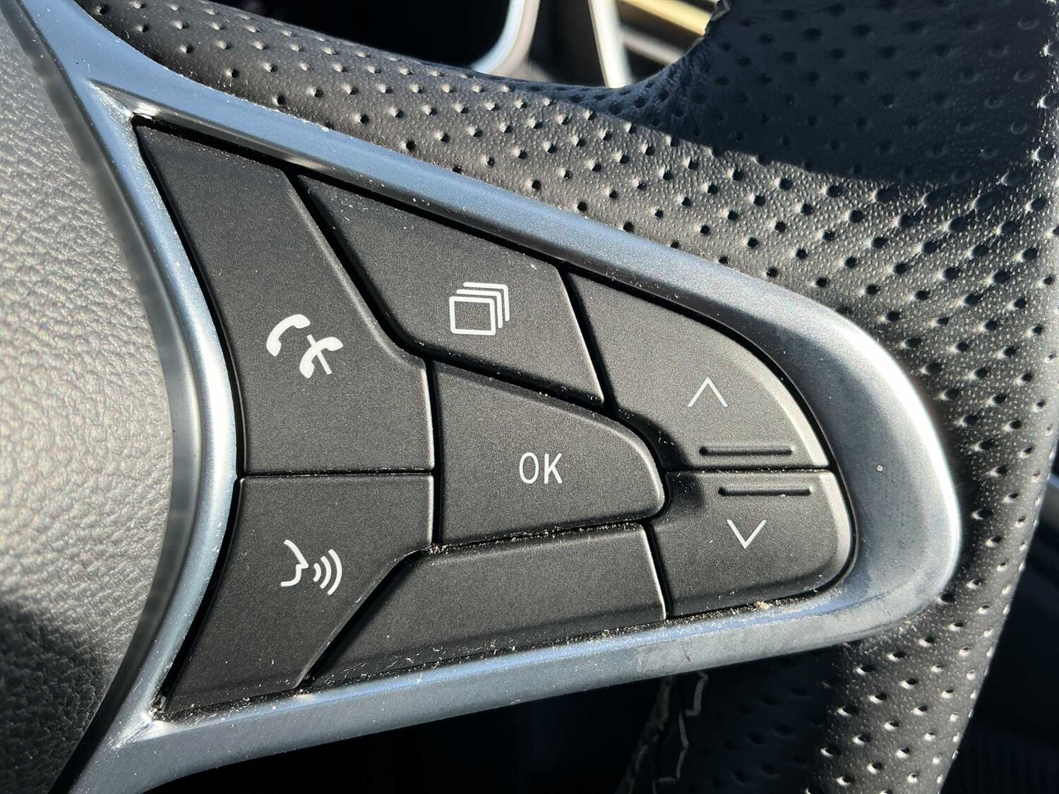 Used Renault Clio 2023 for sale - 78191949: Photo 23