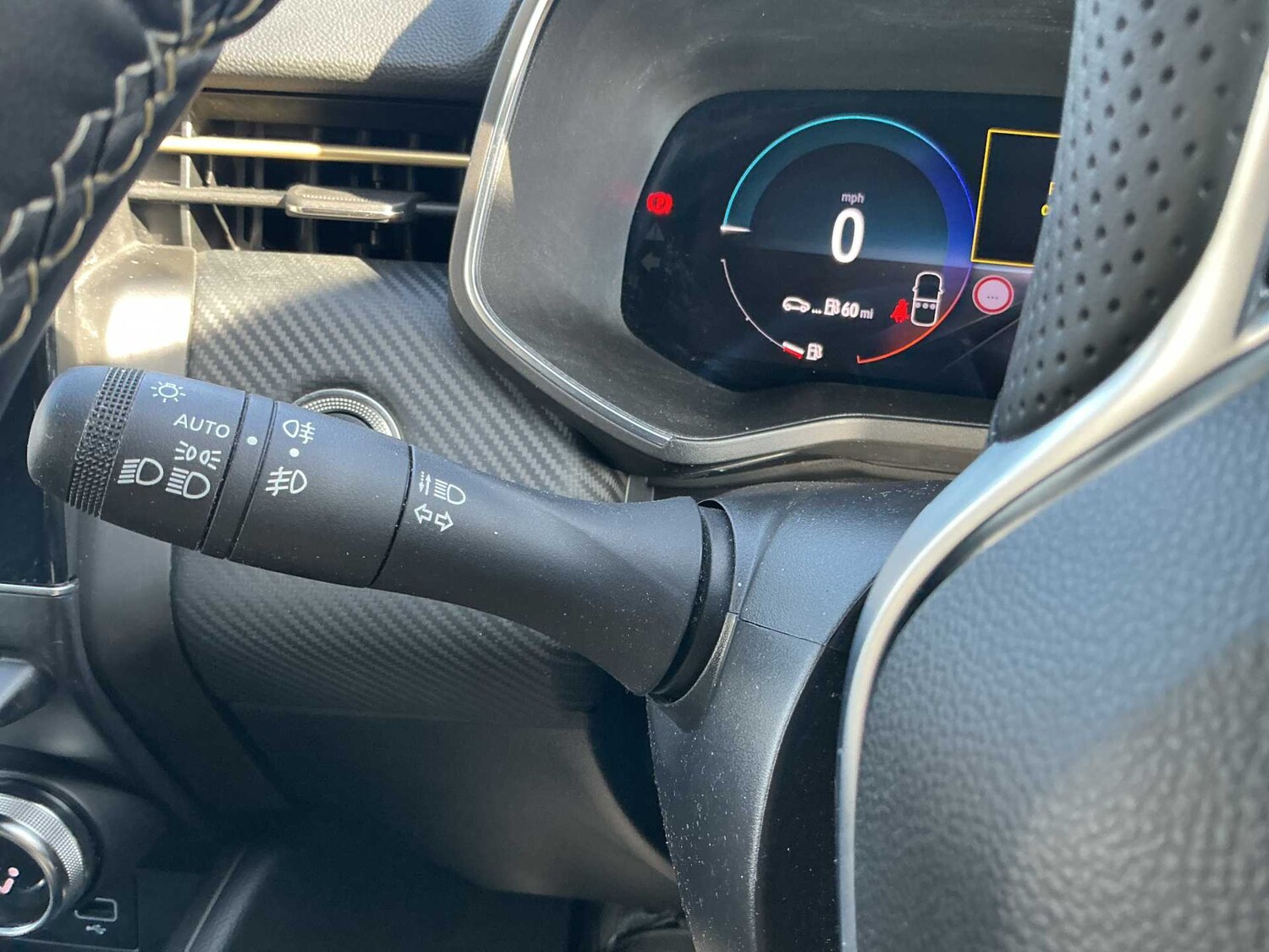 Used Renault Clio 2023 for sale - 78191949: Photo 25