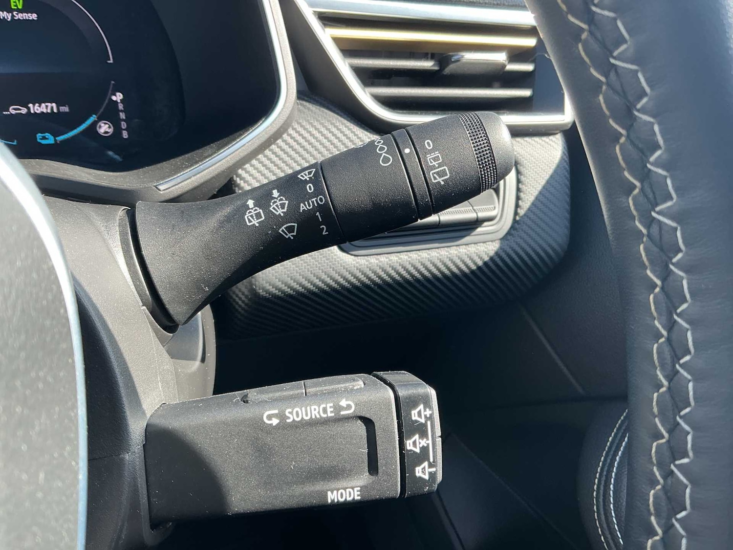 Used Renault Clio 2023 for sale - 78191949: Photo 26