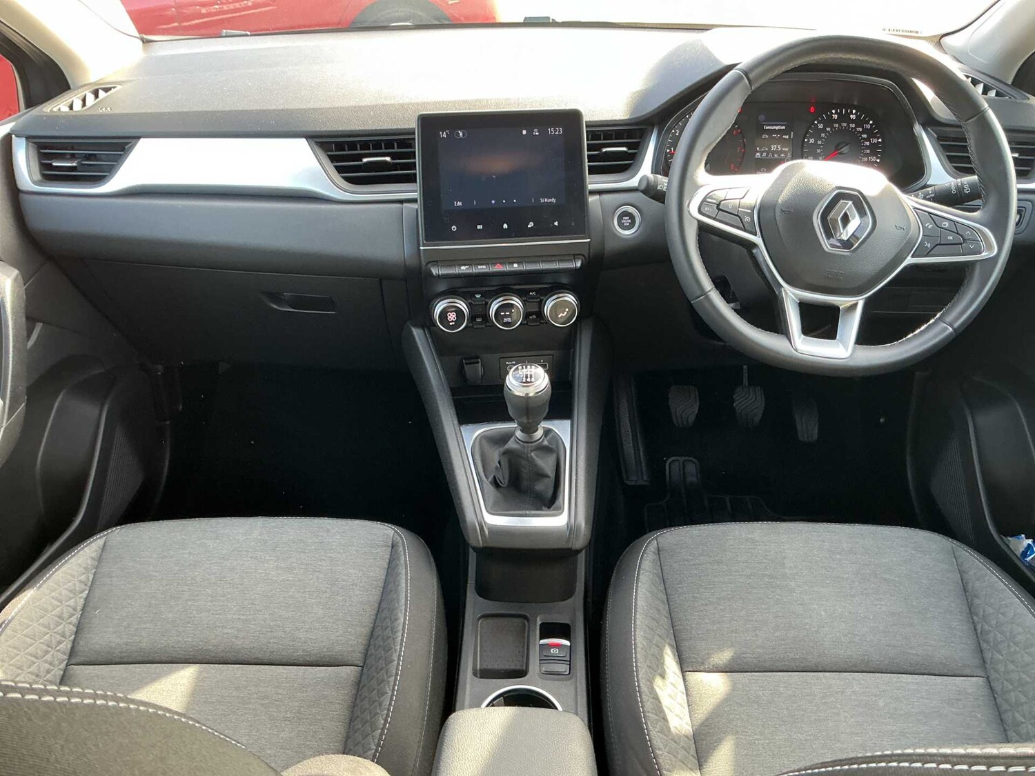 Used Renault Captur 2023 for sale - 78196015: Photo 8