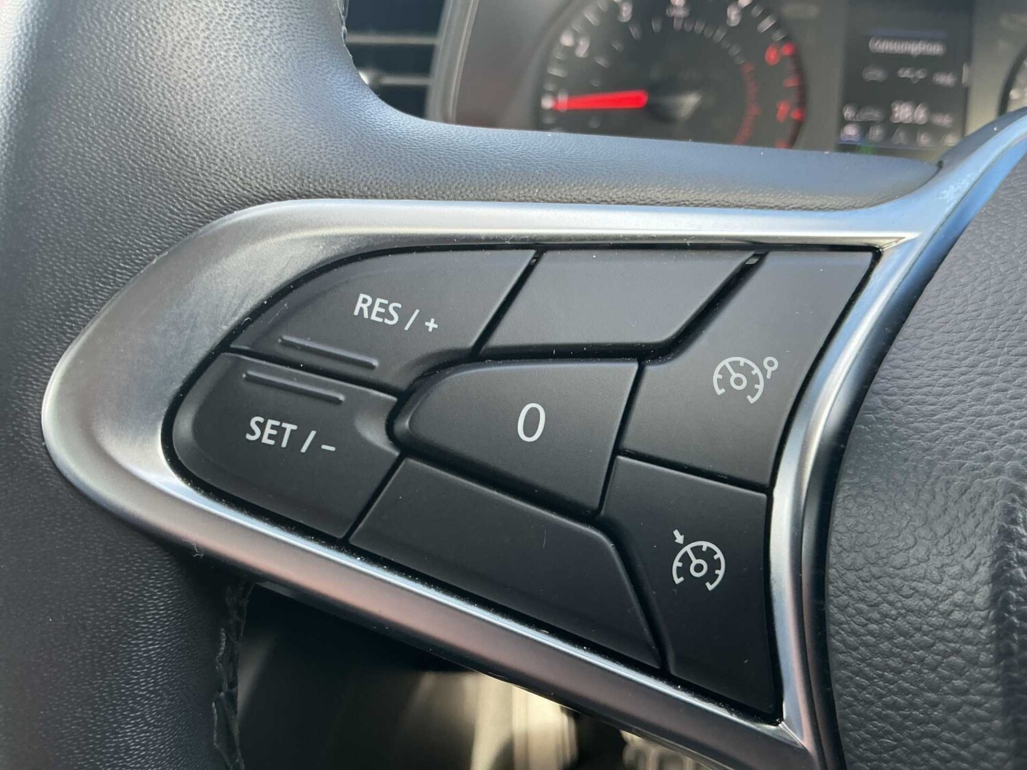 Used Renault Clio 2022 for sale - 78192813: Photo 24