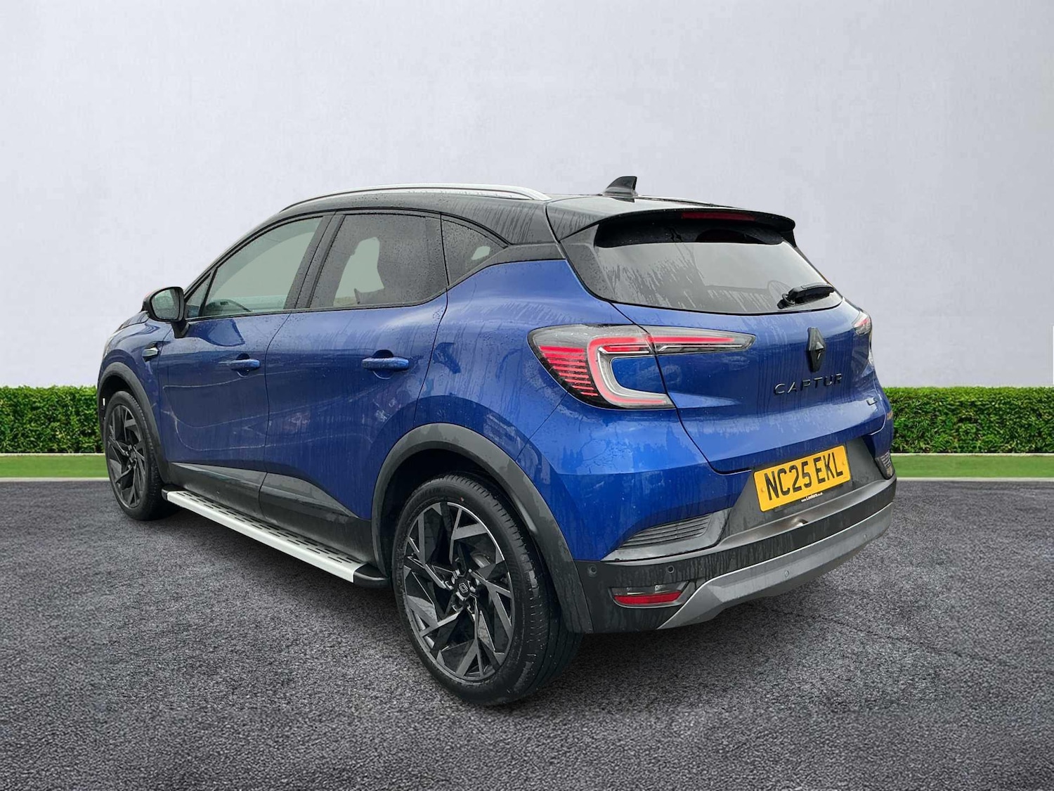 Used Renault Captur 2025 for sale - 77487563: Photo 2