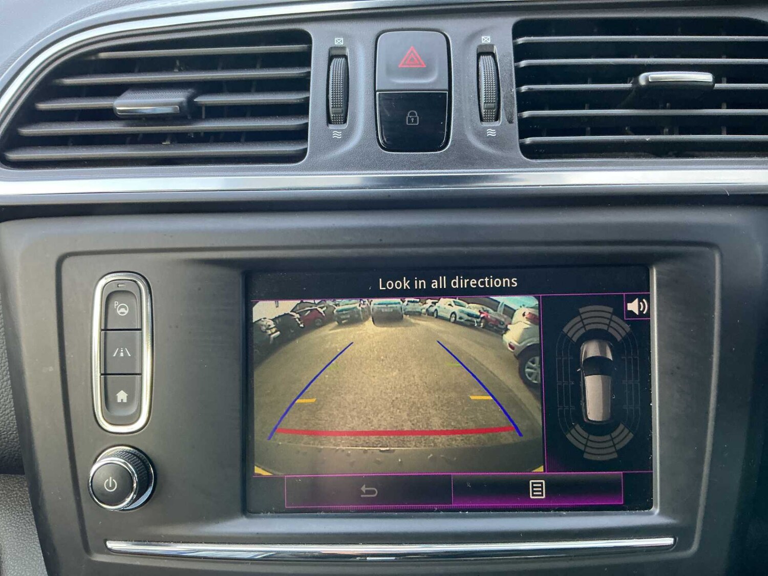 Used Renault Kadjar 2017 for sale - 76382637: Photo 21