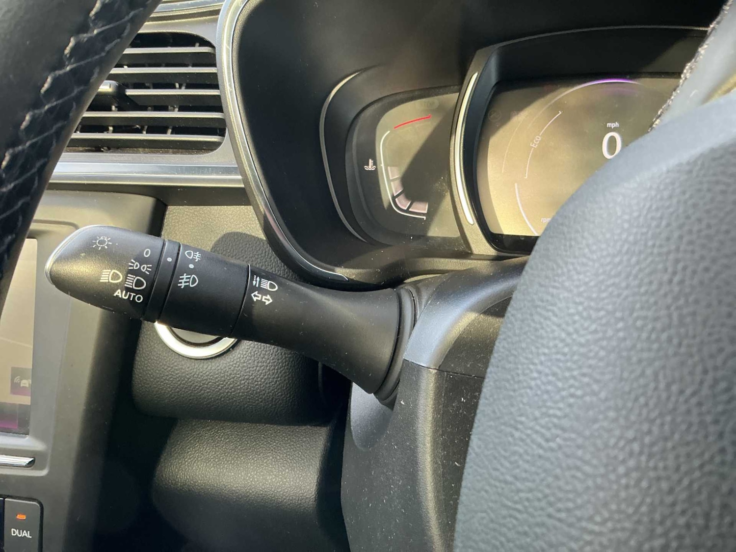 Used Renault Kadjar 2017 for sale - 76382637: Photo 25